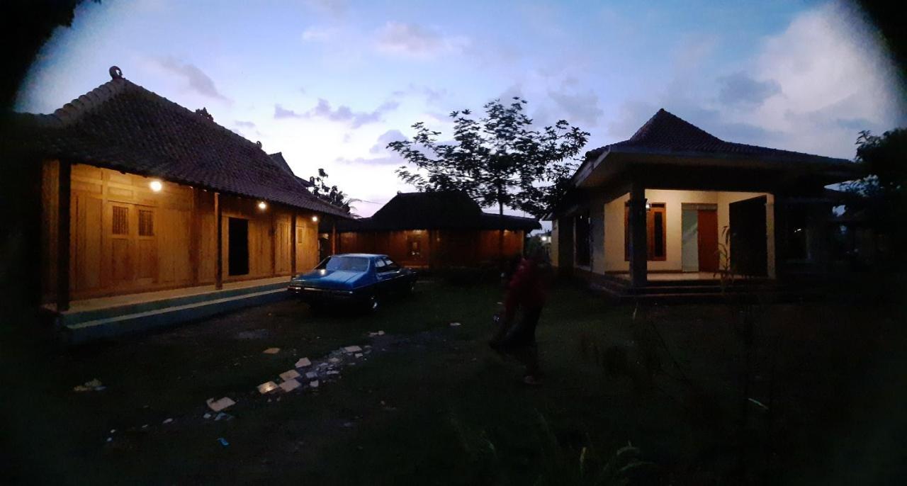 Rumah Limas ยอกยาการ์ตา ภายนอก รูปภาพ